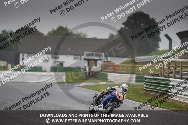 enduro digital images;event digital images;eventdigitalimages;mallory park;mallory park photographs;mallory park trackday;mallory park trackday photographs;no limits trackdays;peter wileman photography;racing digital images;trackday digital images;trackday photos